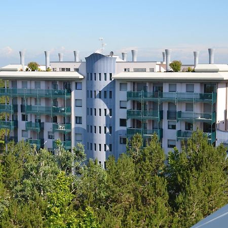 Residenza Delle Terme Apartment Bibione Luaran gambar